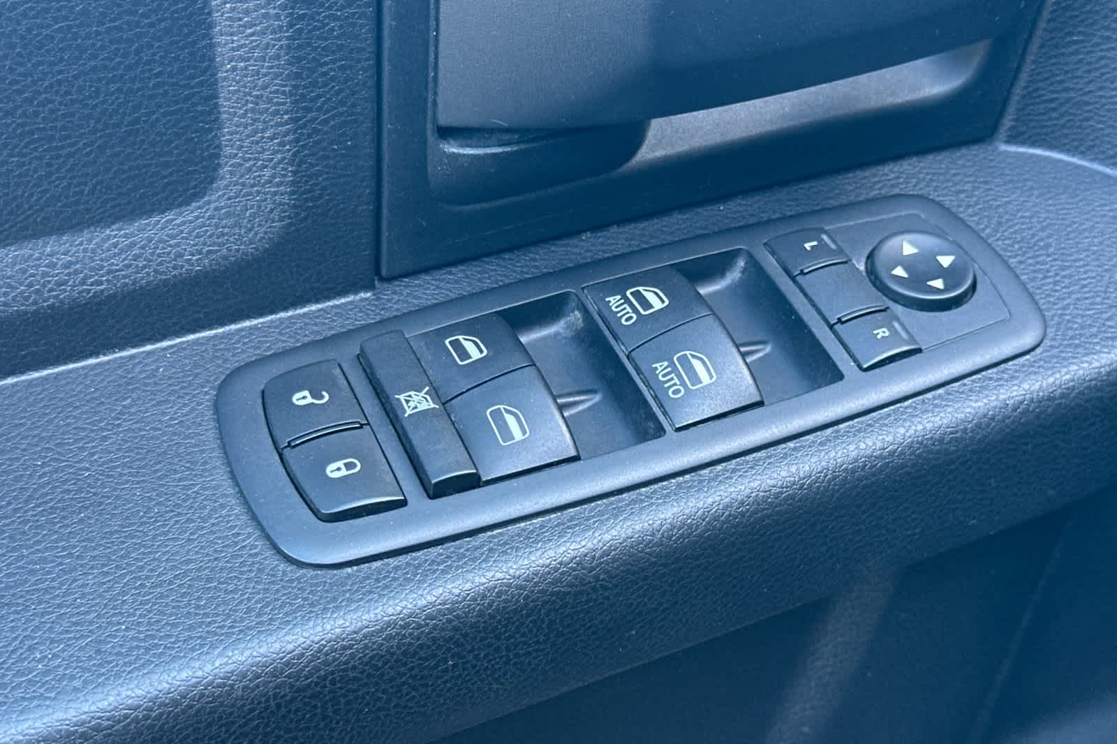 Thumbnail: 2017 RAM 1500 - 13