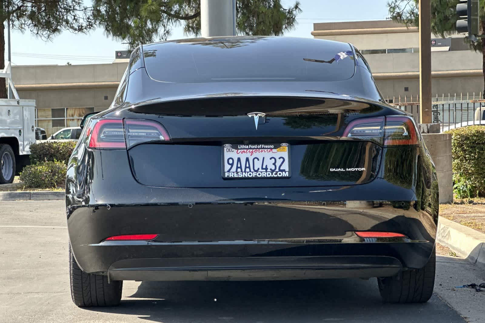 Thumbnail: 2022 Tesla Model 3 - 7