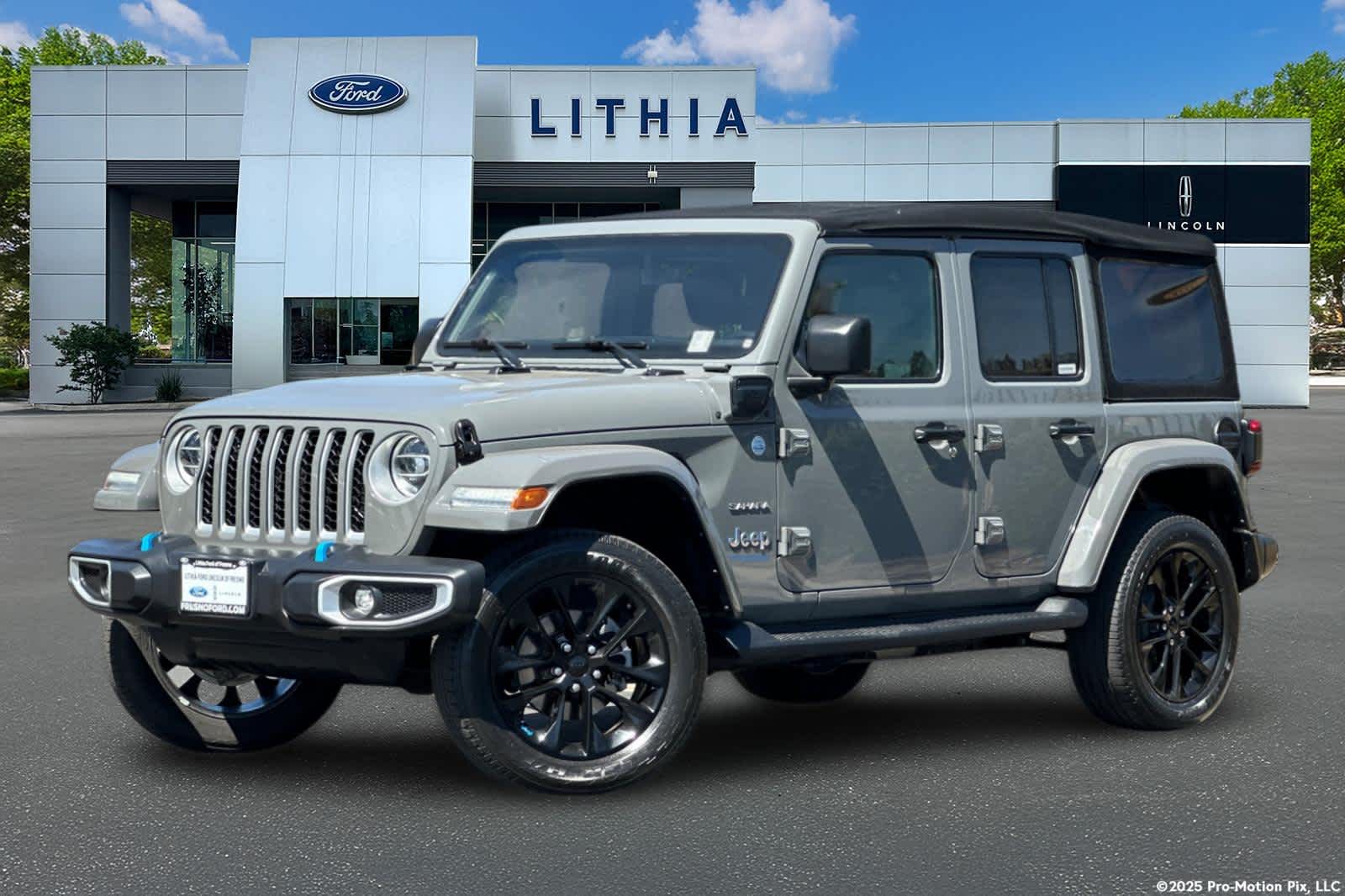 2022 Jeep Wrangler Unlimited Sahara -
                  Fresno, CA
