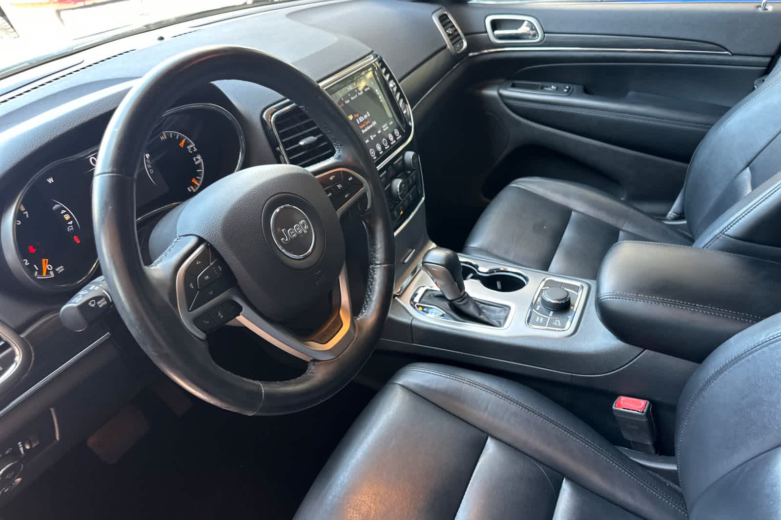 Thumbnail: 2019 Jeep Grand Cherokee - 11