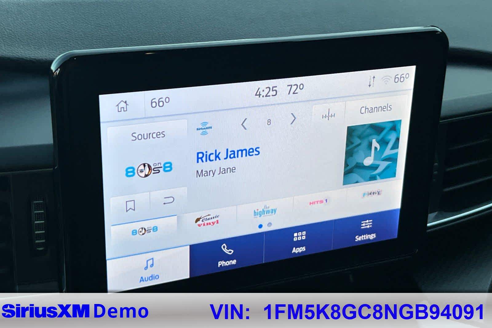 Thumbnail: 2022 Ford Explorer - 30