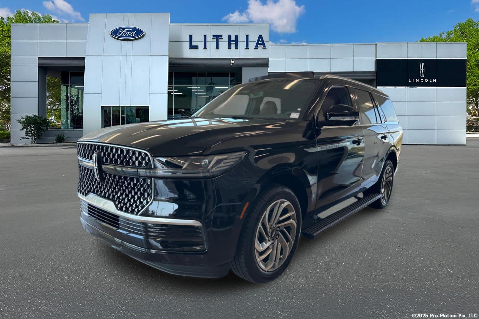 2027 Lincoln Navigator