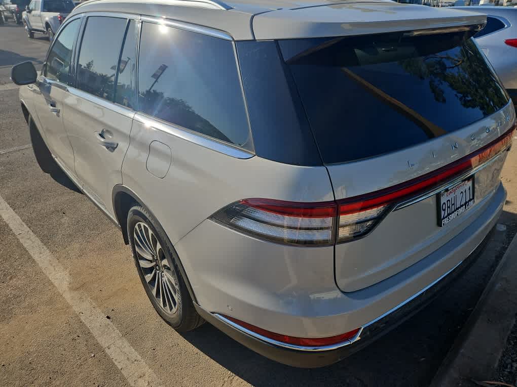 Thumbnail: 2022 Lincoln Aviator - 5