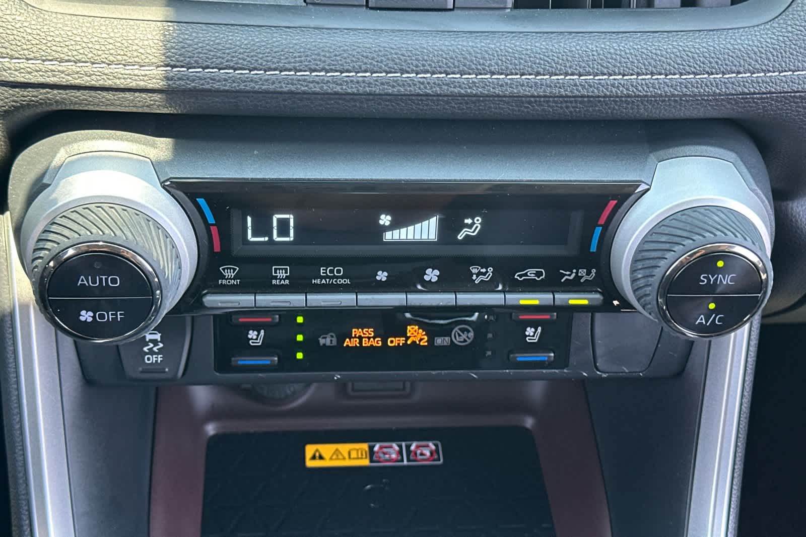 Thumbnail: 2023 Toyota RAV4 - 20