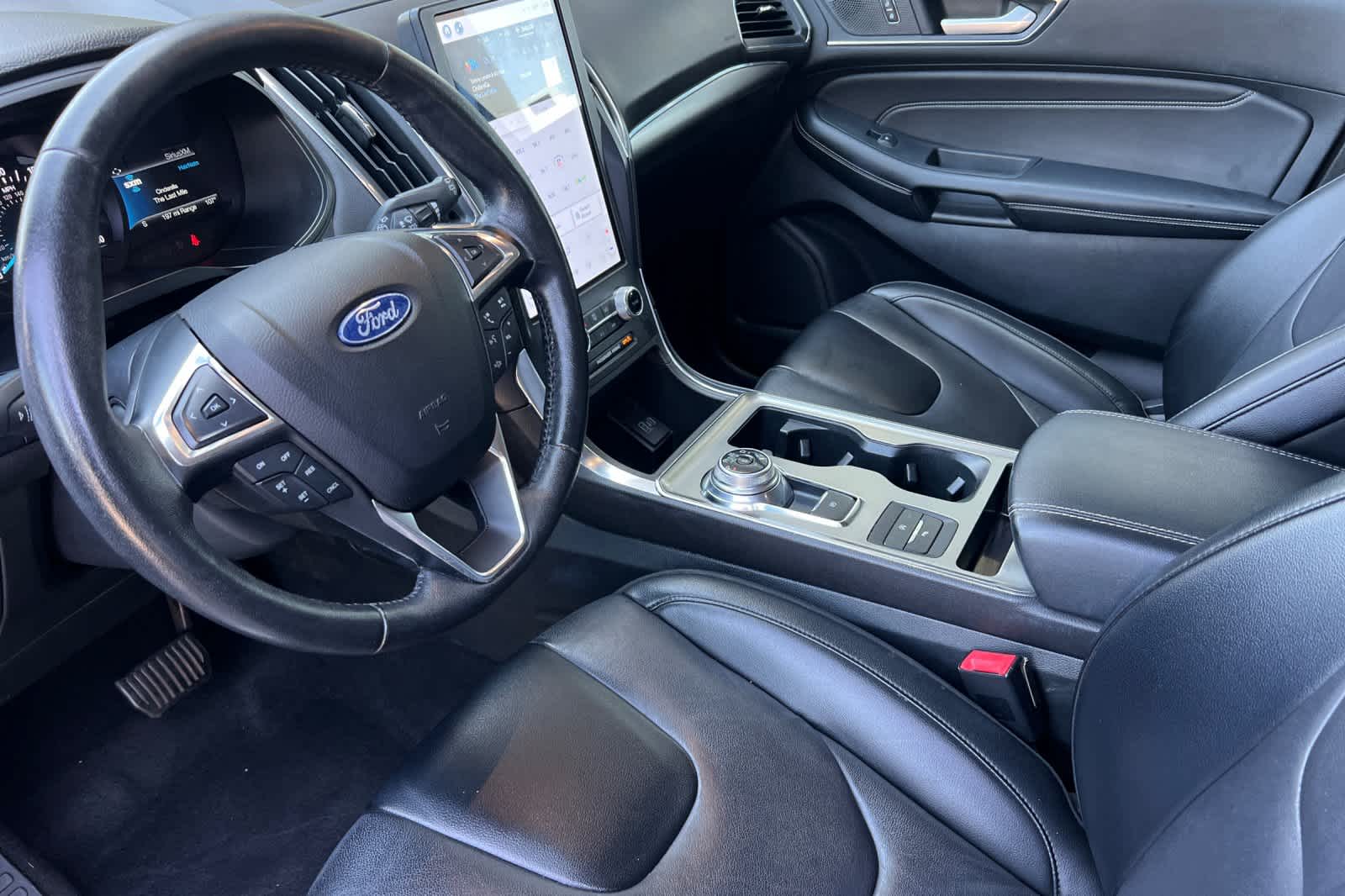 Thumbnail: 2022 Ford Edge - 12