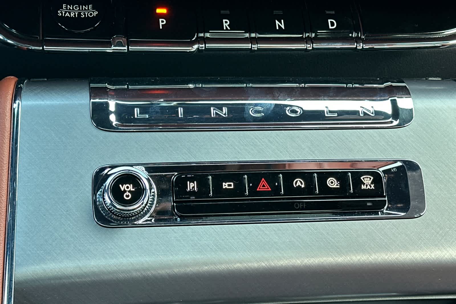 Thumbnail: 2026 Lincoln Aviator - 22