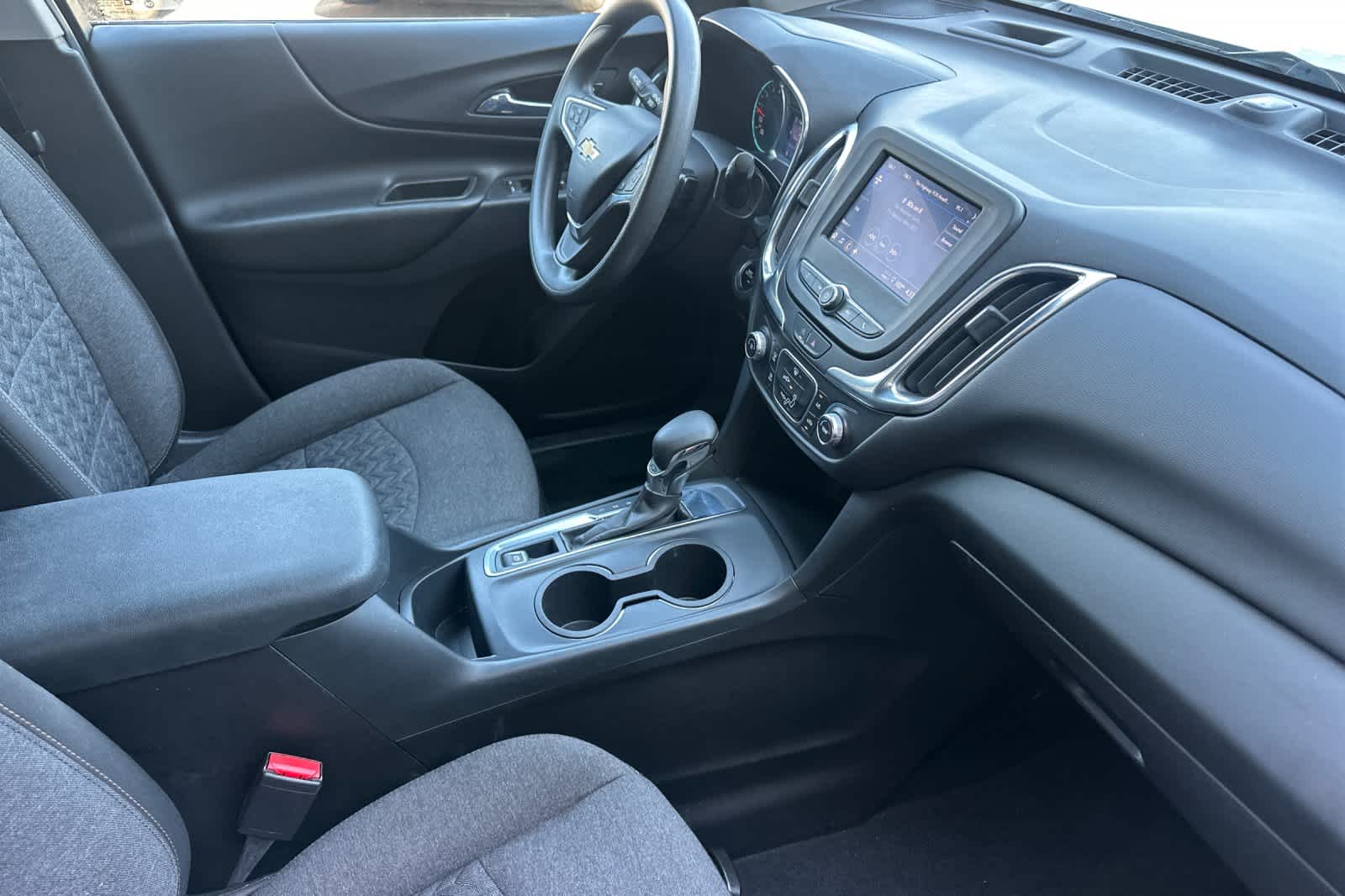 Thumbnail: 2022 Chevrolet Equinox - 17