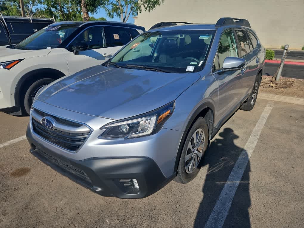 2022 Subaru Outback Premium's photo