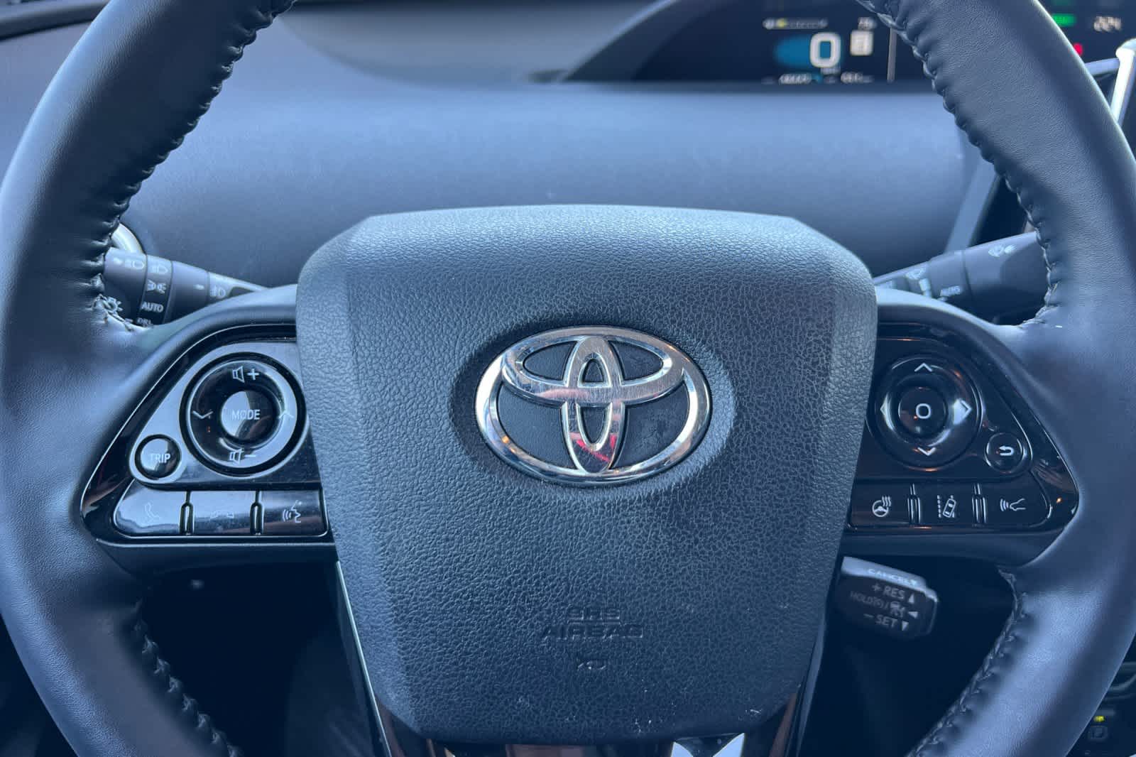Thumbnail: 2021 Toyota Prius Prime - 25