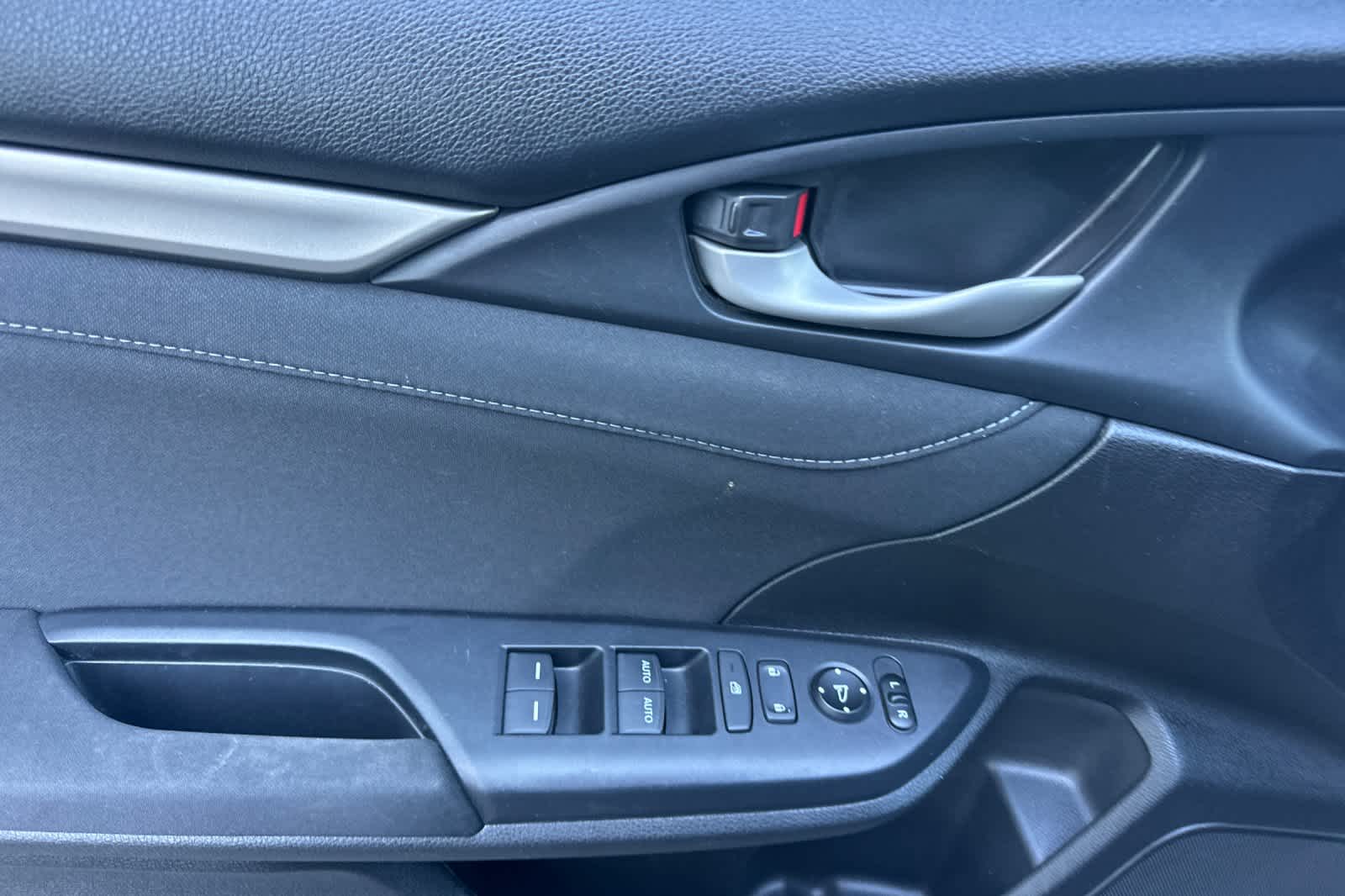 Thumbnail: 2018 Honda Civic - 13