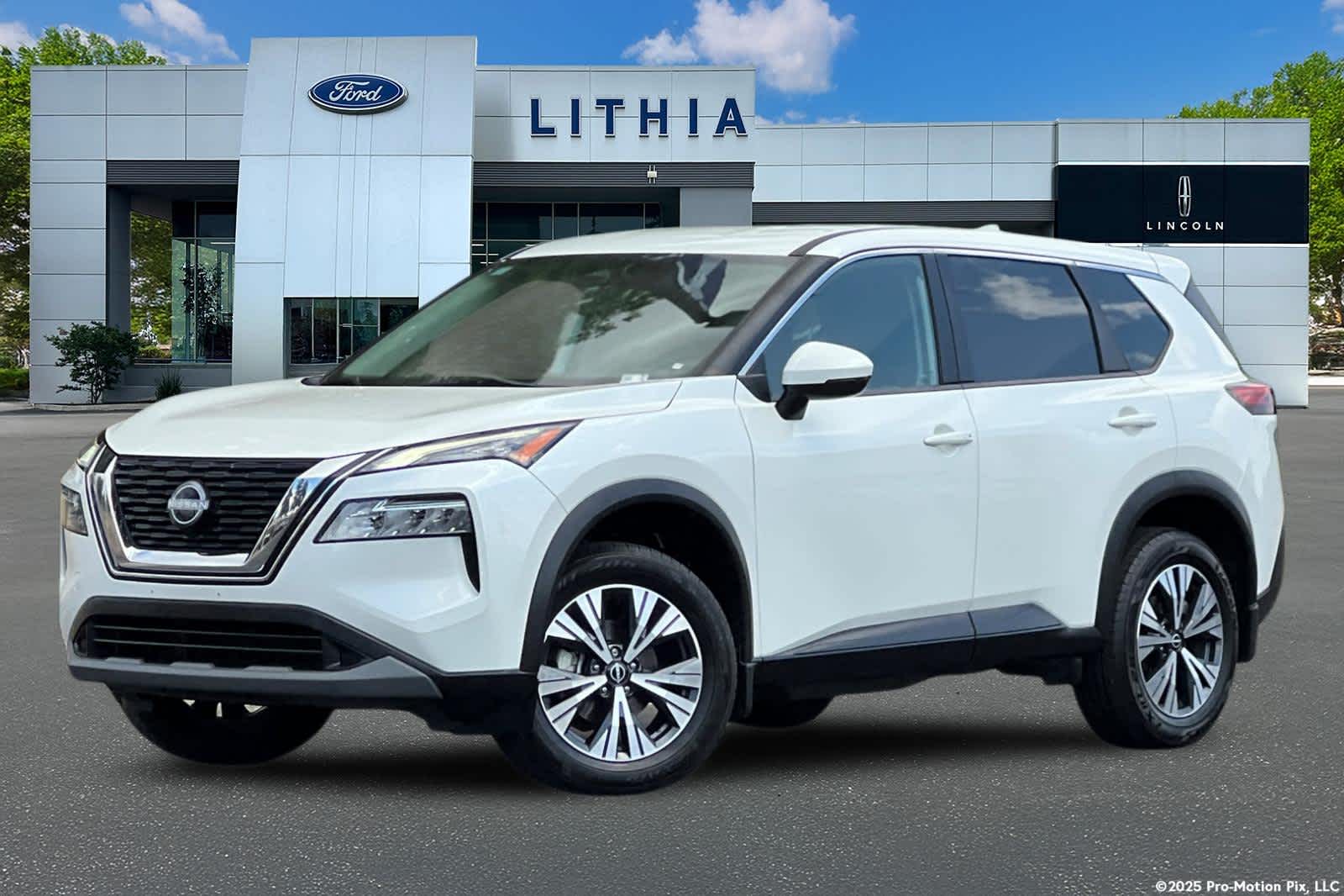 2022 Nissan Rogue SV