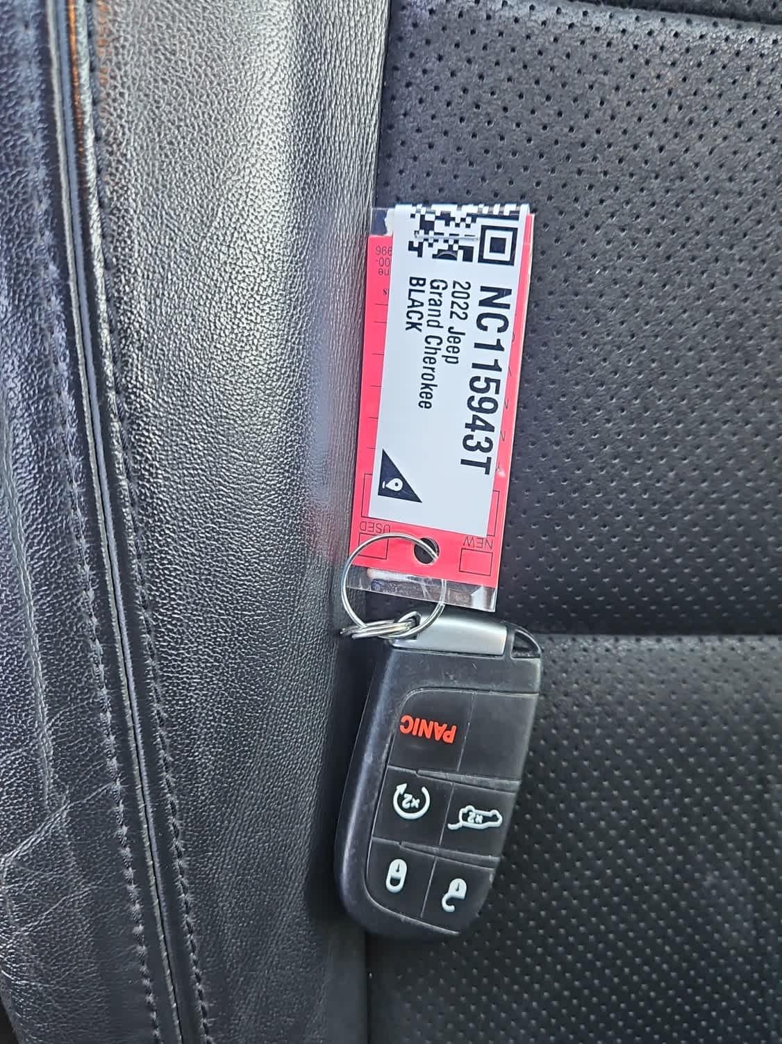 Thumbnail: 2022 Jeep Grand Cherokee - 20