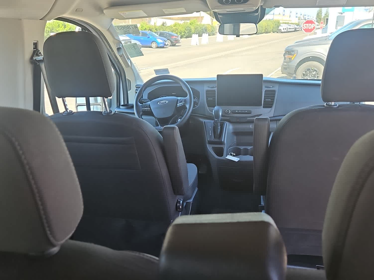 Thumbnail: 2022 Ford Econoline - 10