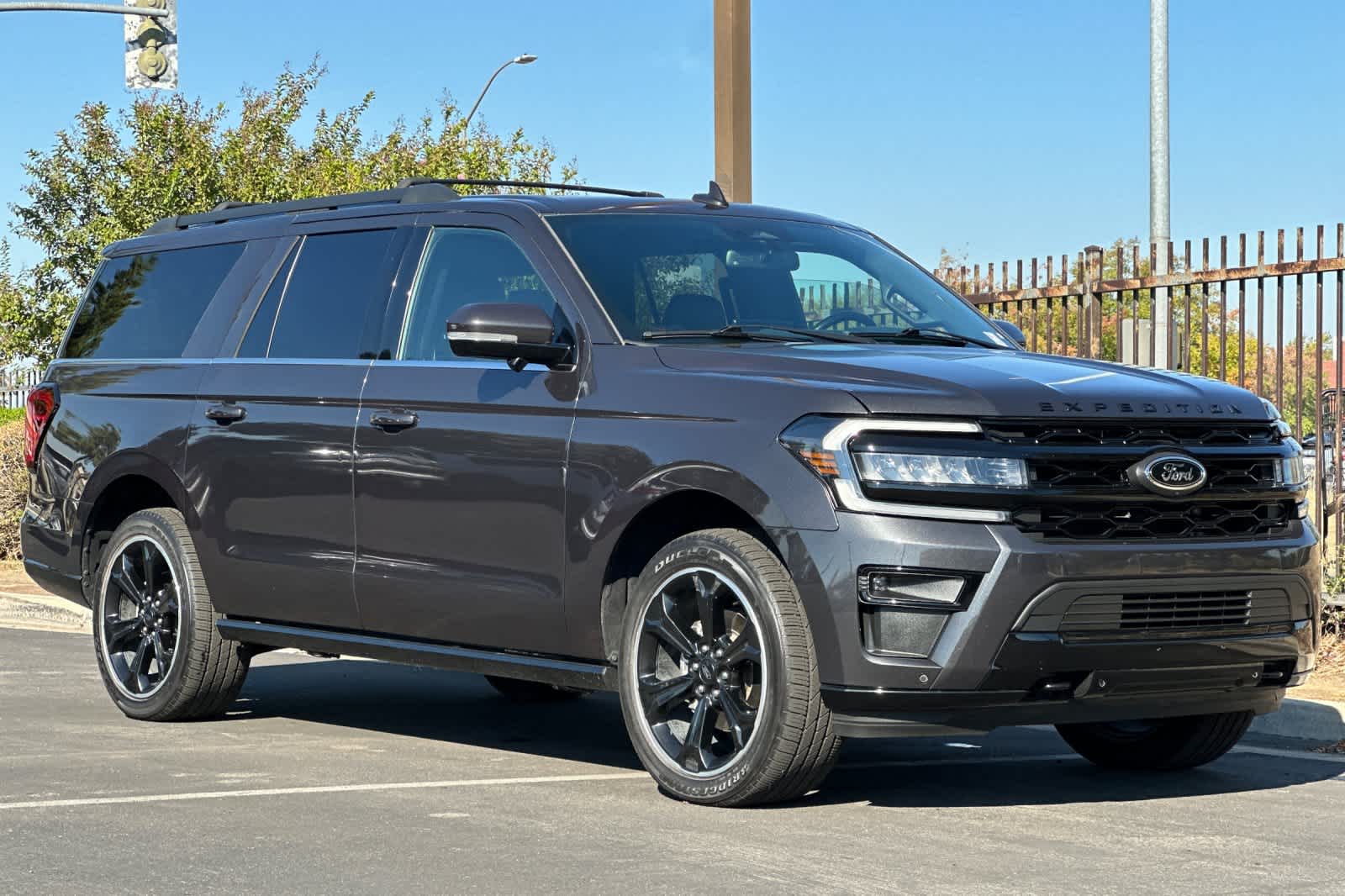 Thumbnail: 2022 Ford Expedition MAX - 10