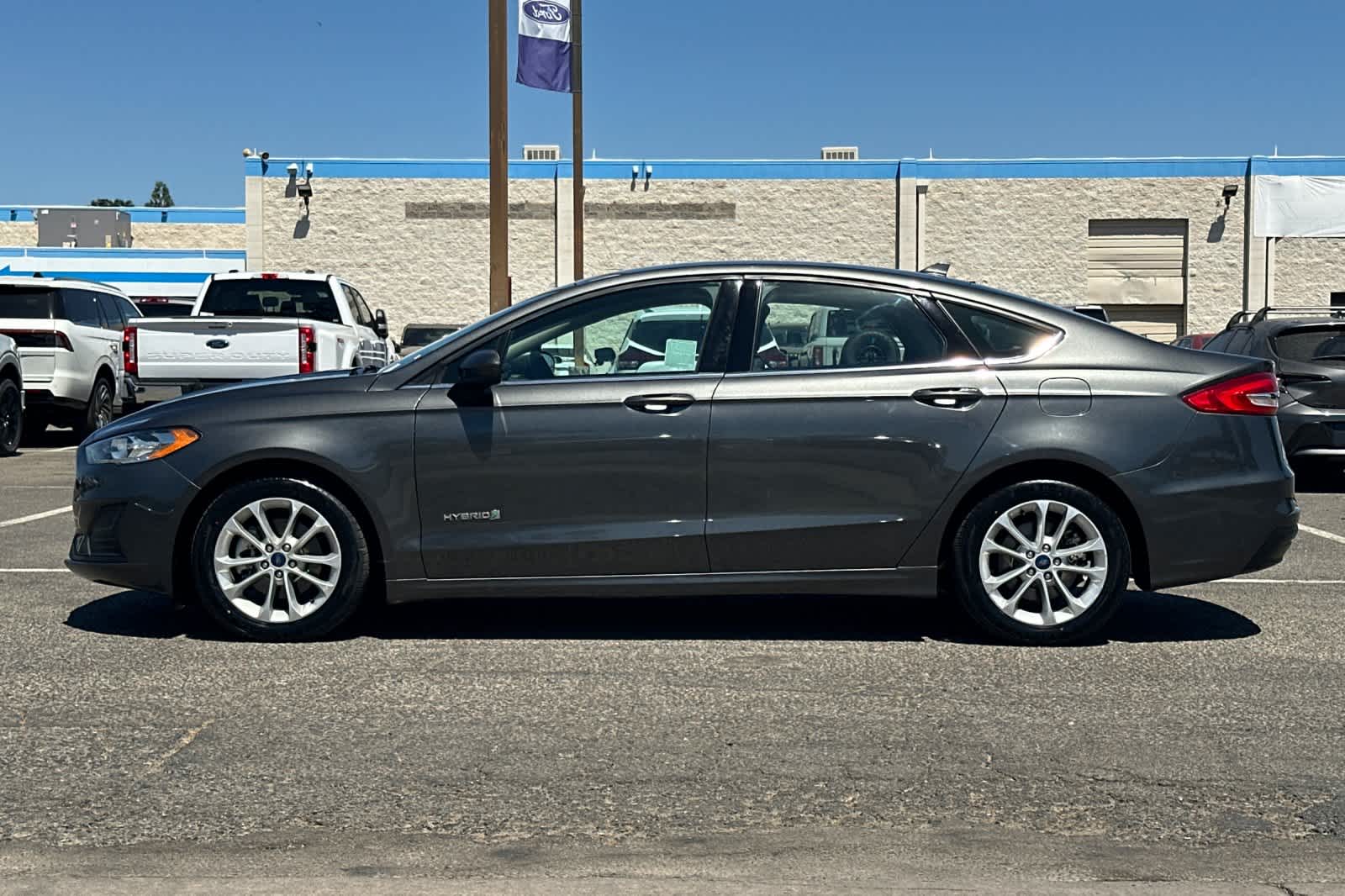 Thumbnail: 2019 Ford Fusion - 4