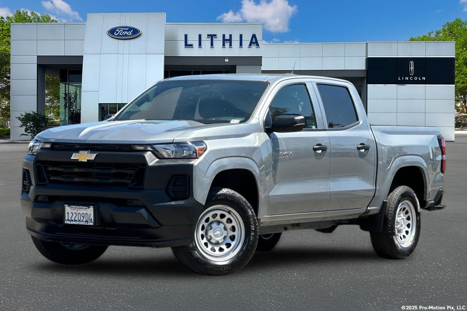 Thumbnail: 2024 Chevrolet Colorado - 1