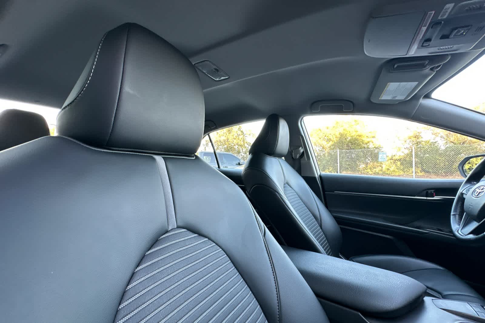 Thumbnail: 2023 Toyota Camry - 17