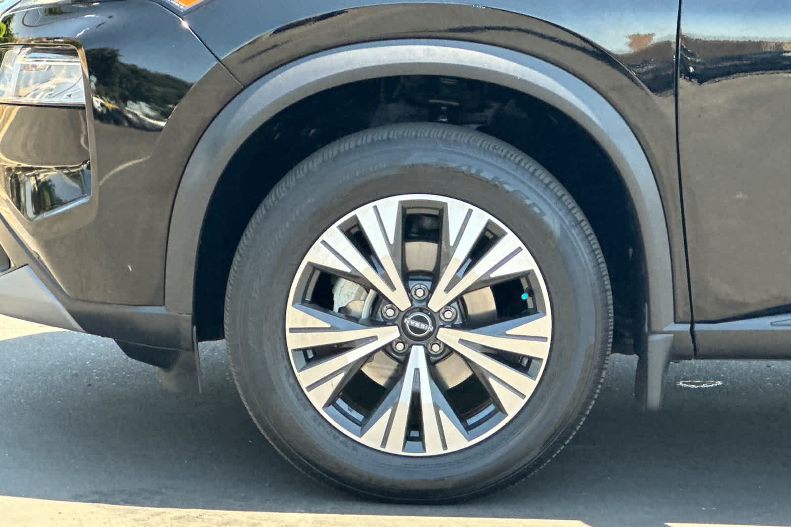 Thumbnail: 2022 Nissan Rogue - 26