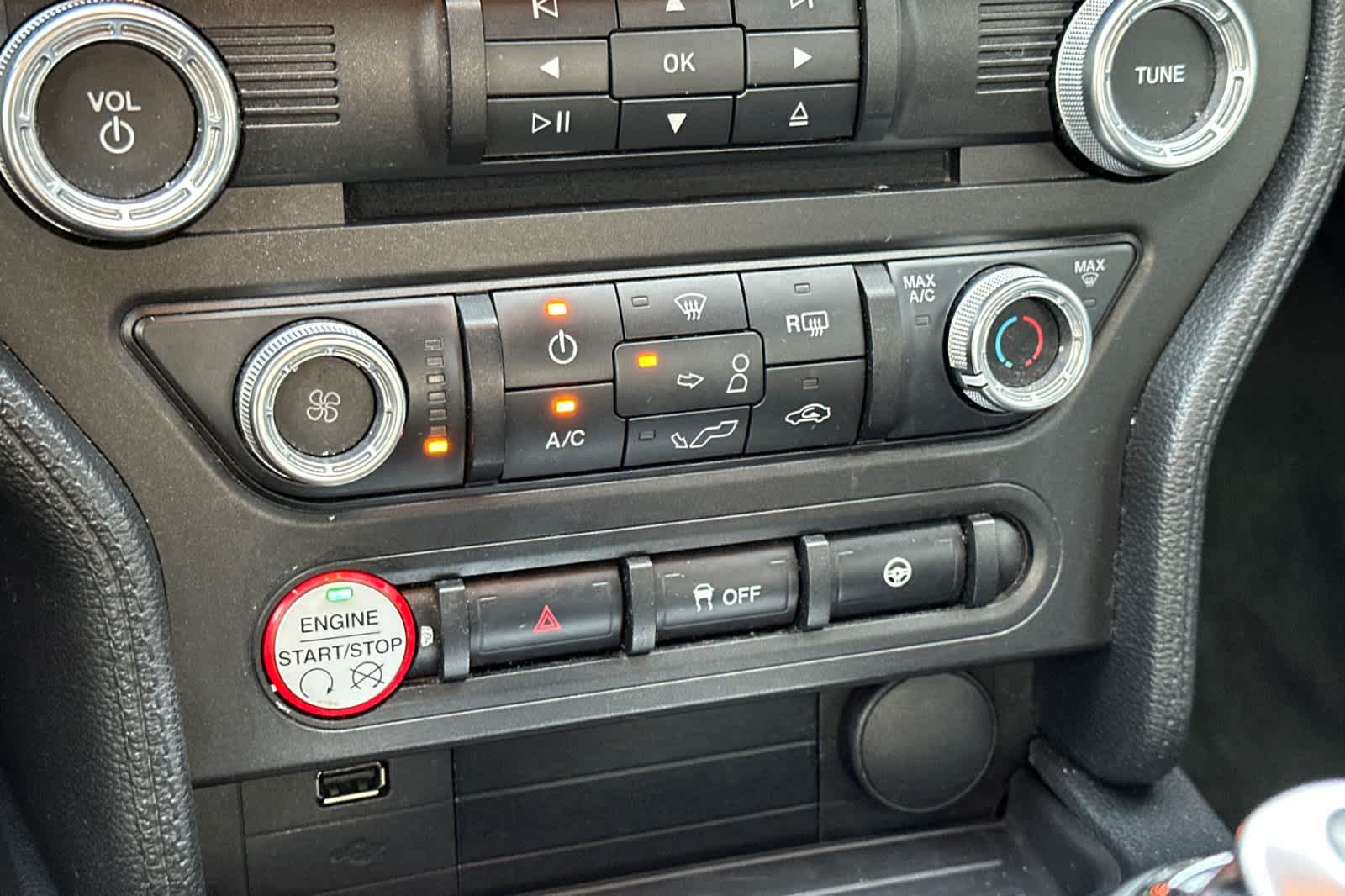 Thumbnail: 2016 Ford Mustang - 19