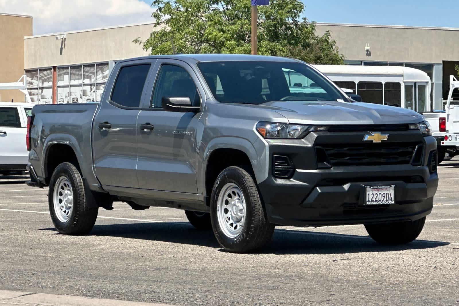 Thumbnail: 2024 Chevrolet Colorado - 9