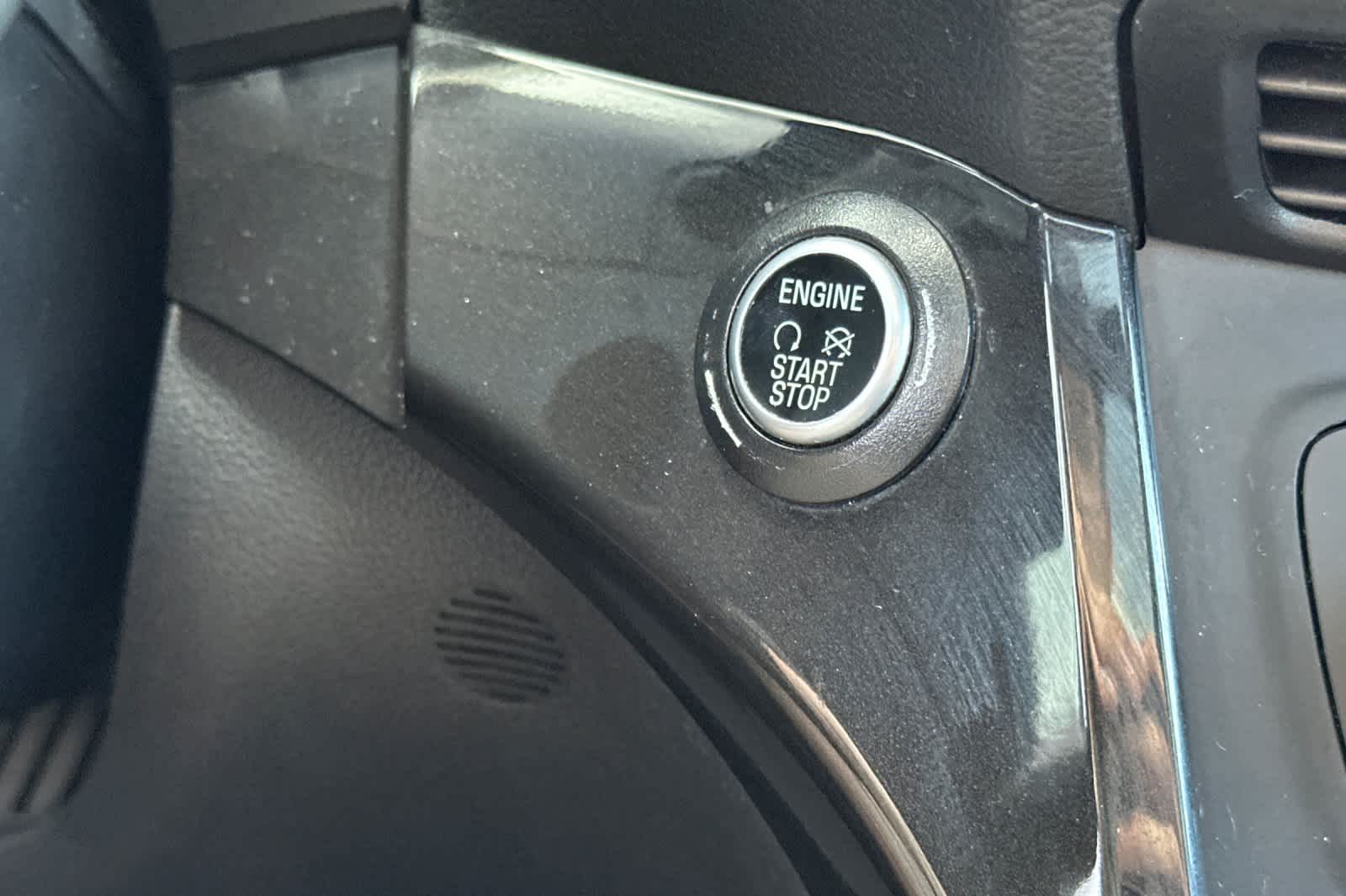 Thumbnail: 2017 Ford Escape - 24