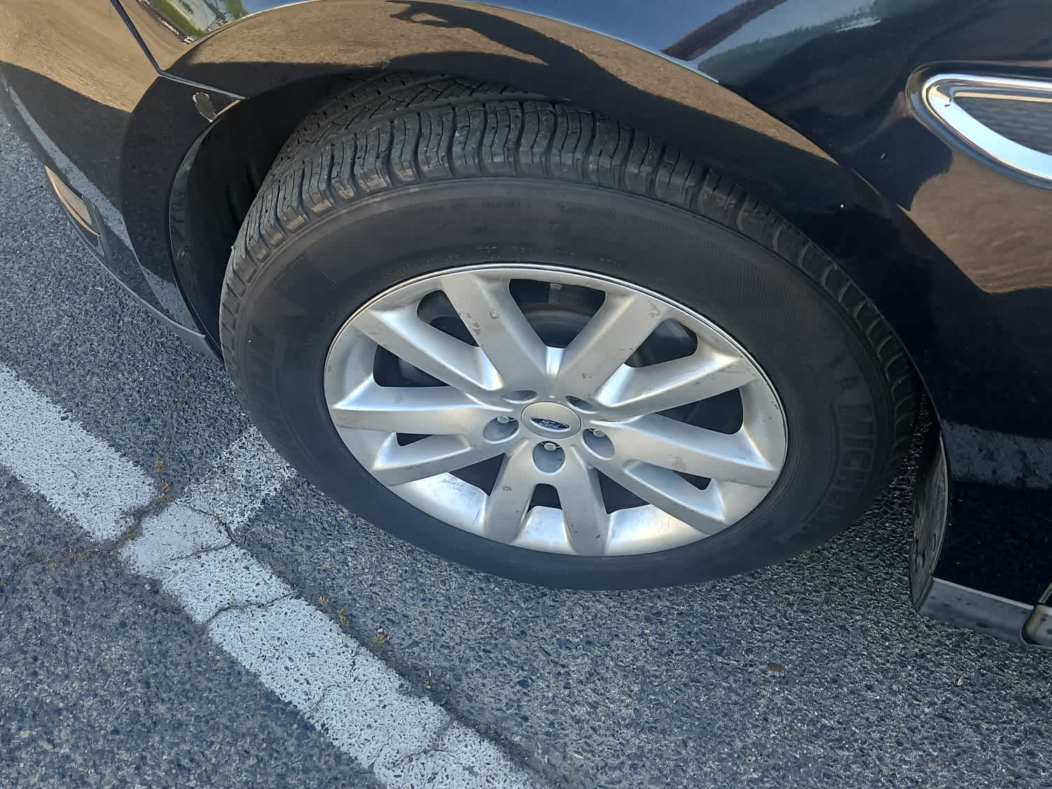 Thumbnail: 2016 Ford Taurus - 3