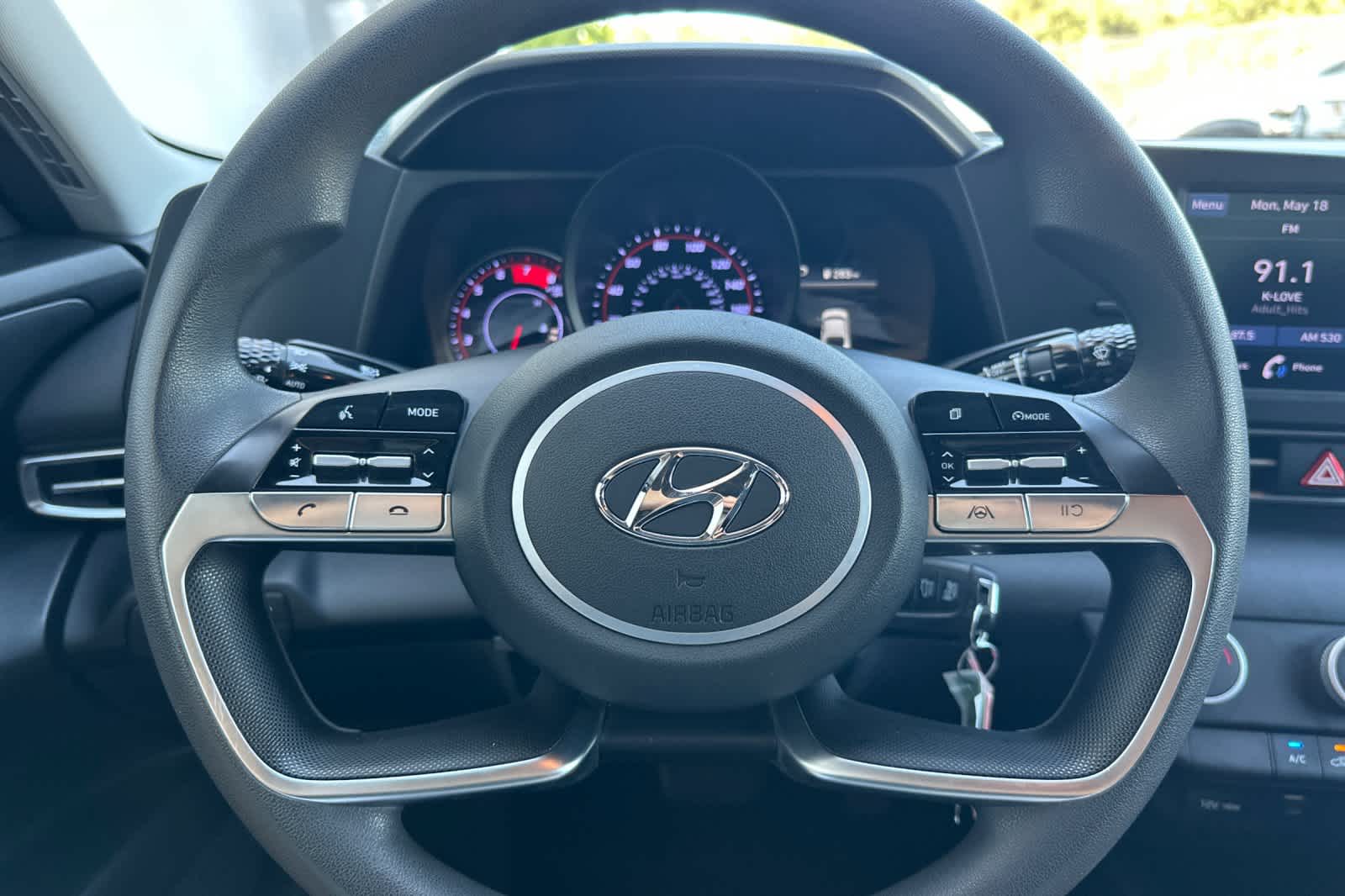 Thumbnail: 2022 Hyundai Elantra - 20