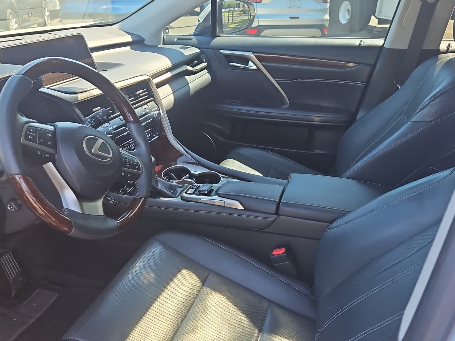 Thumbnail: 2019 Lexus RX - 14