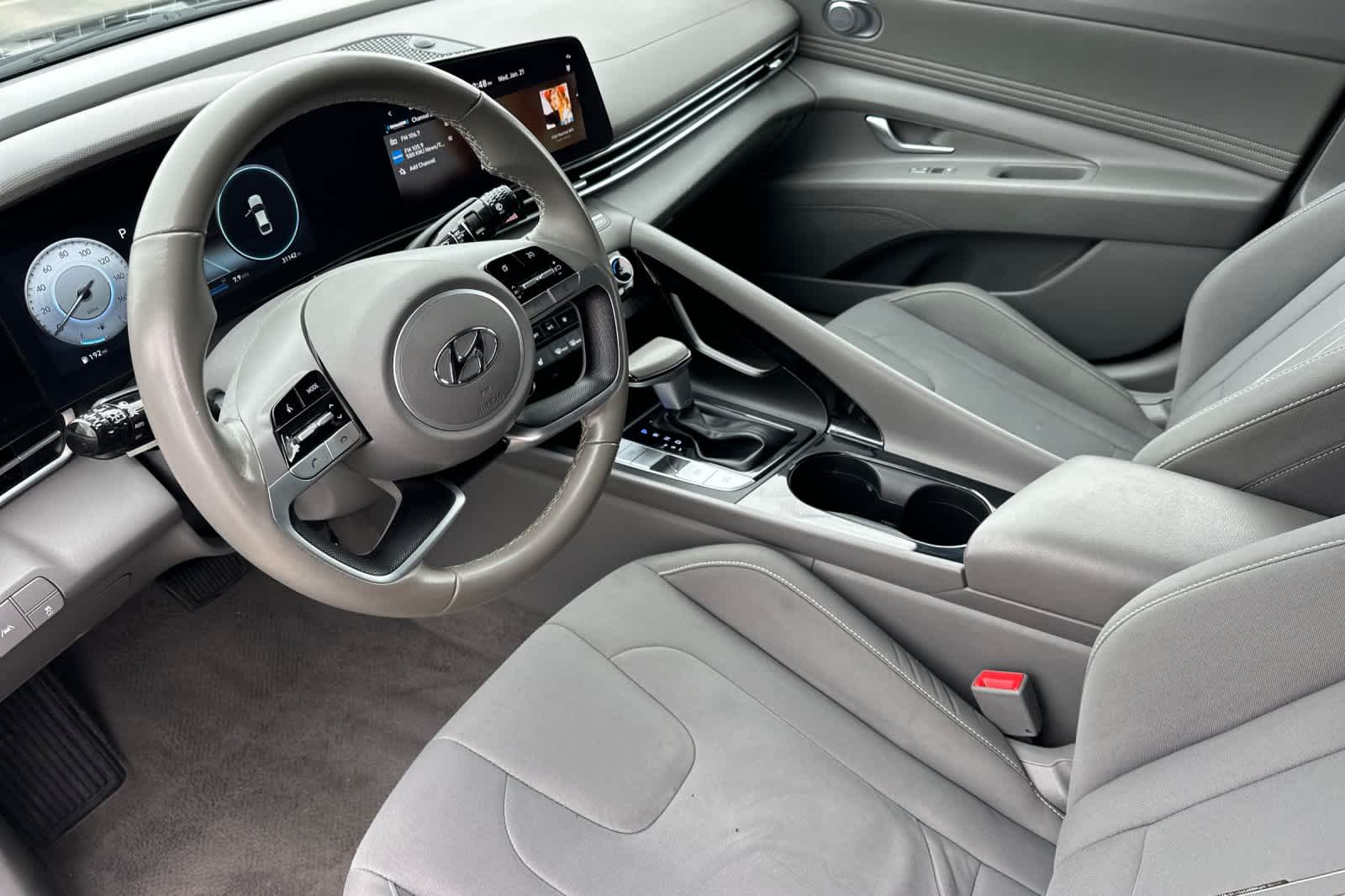 Thumbnail: 2023 Hyundai Elantra - 12