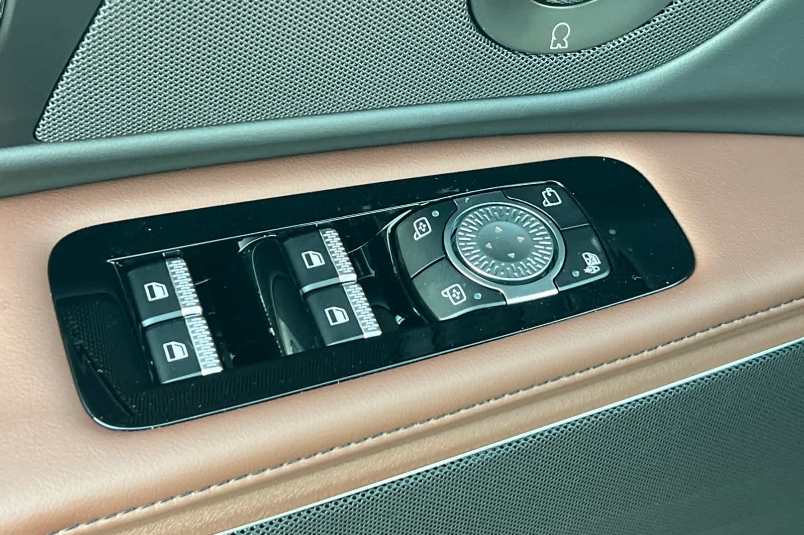 Thumbnail: 2026 Lincoln Nautilus - 14