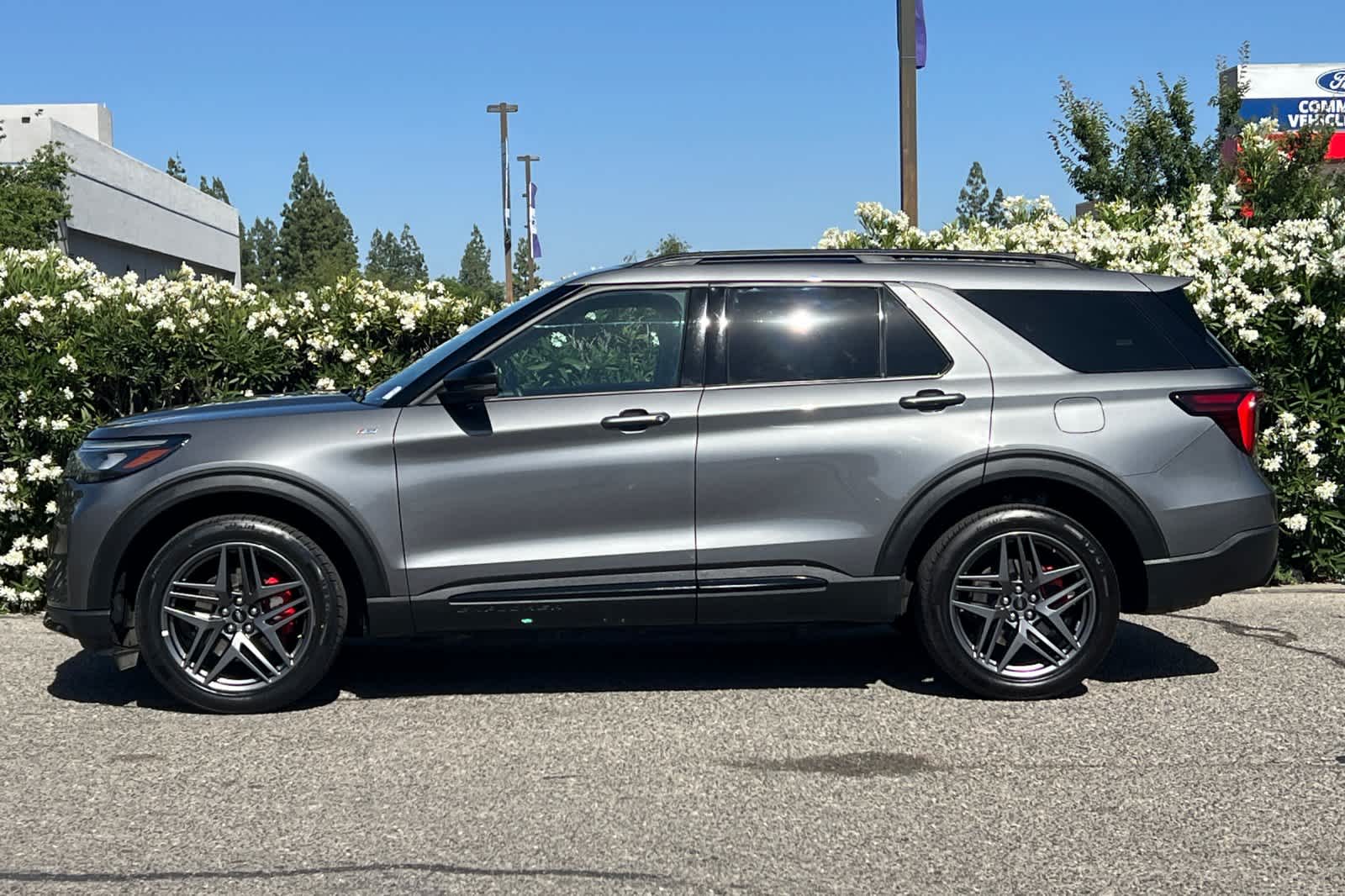 Thumbnail: 2025 Ford Explorer - 6