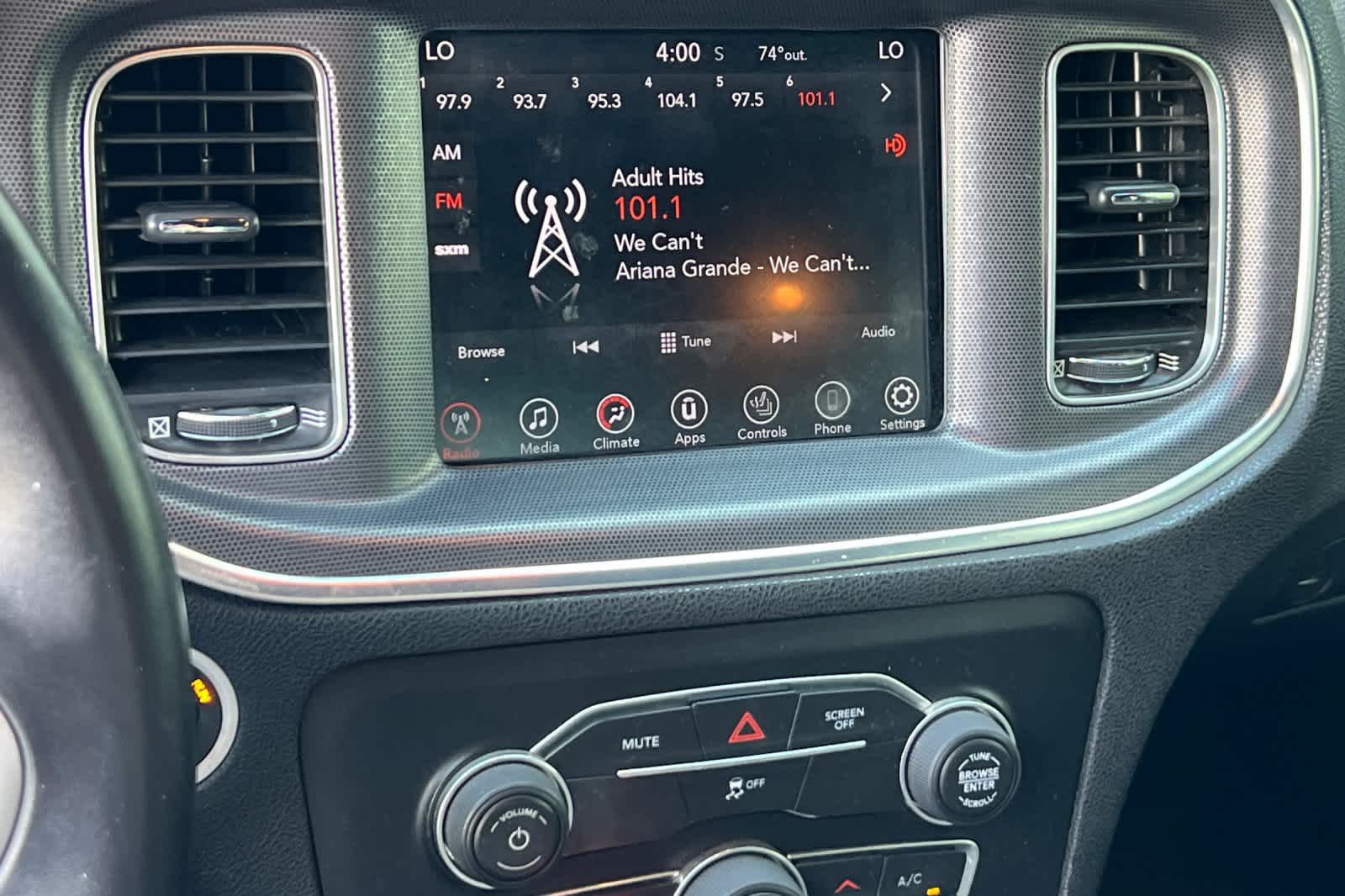 Thumbnail: 2017 Dodge Charger - 17