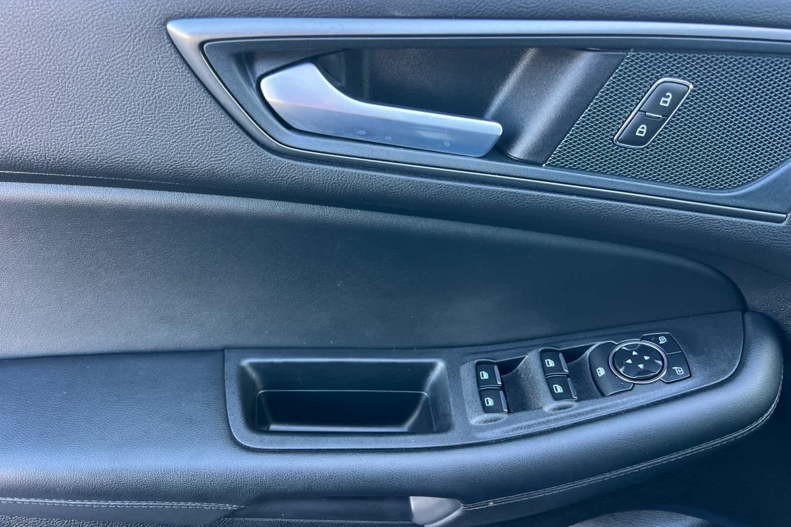 Thumbnail: 2024 Ford Edge - 13