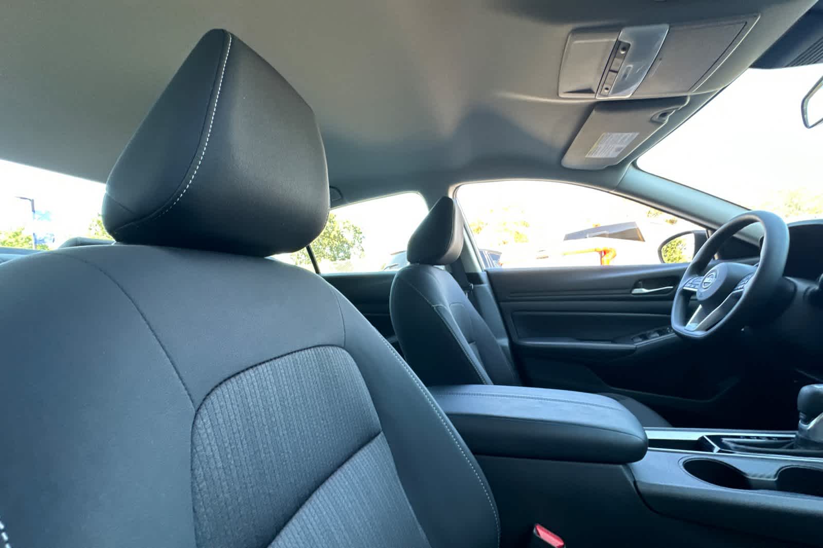 2025 Nissan Altima SV 16