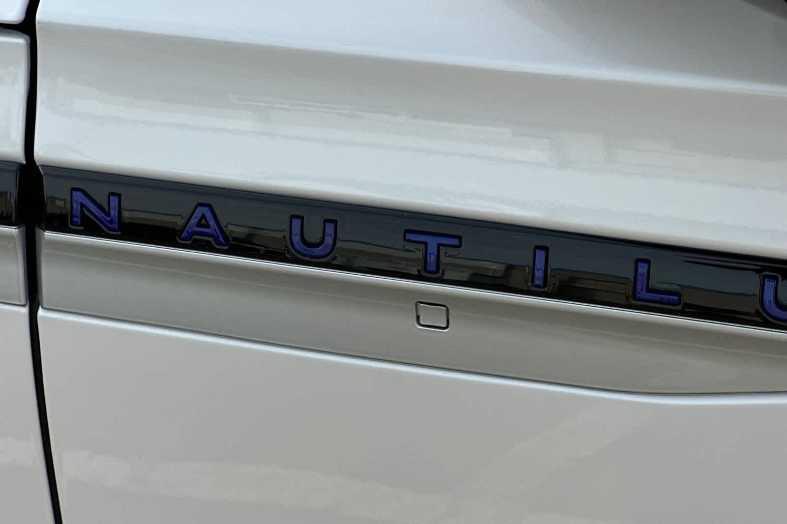 Thumbnail: 2026 Lincoln Nautilus - 28