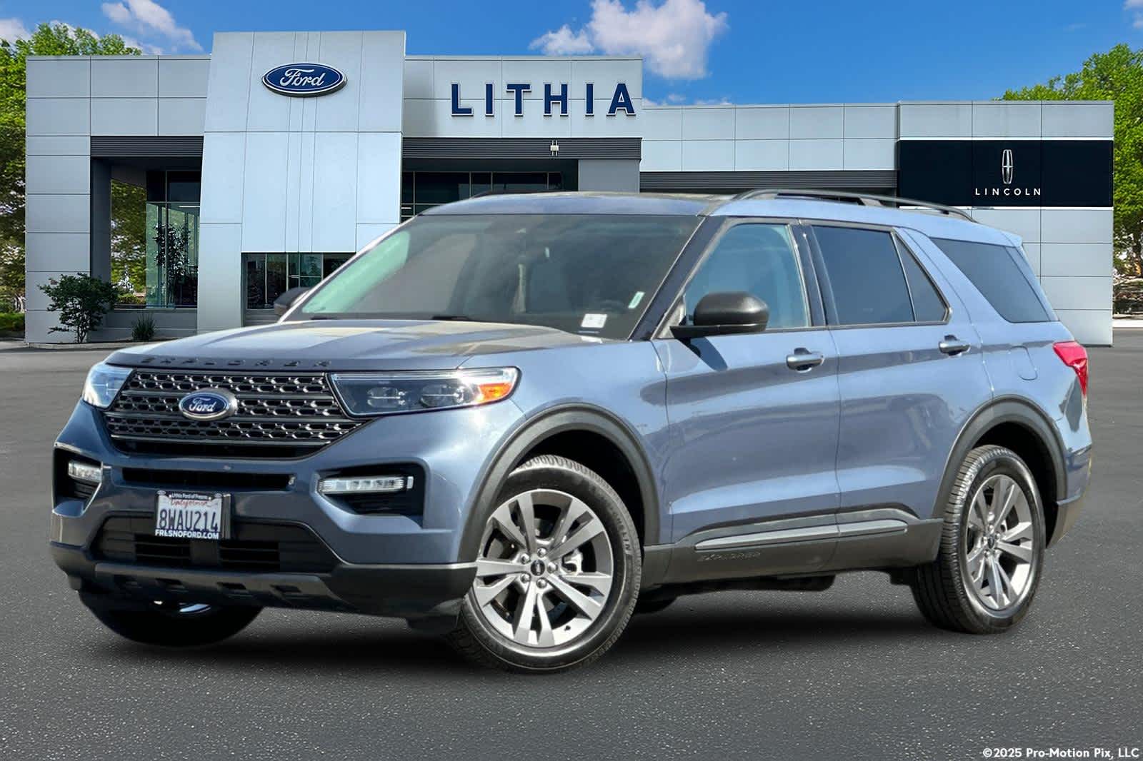 2021 Ford Explorer XLT 4WD's photo