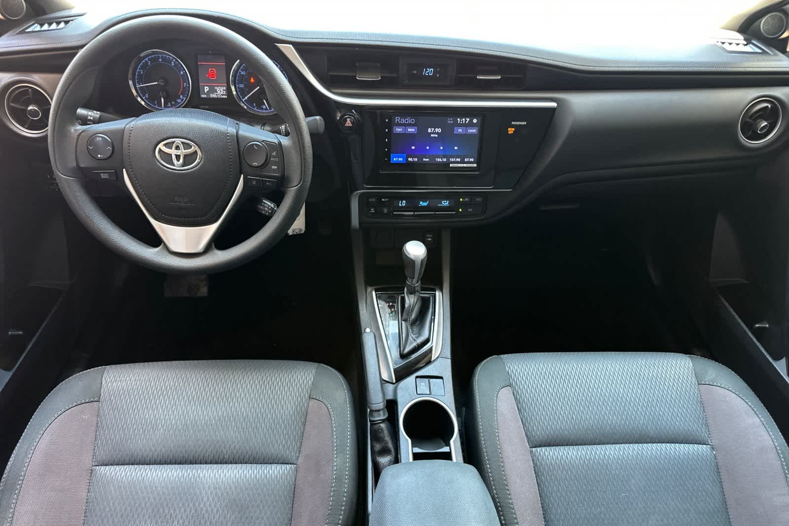 Thumbnail: 2017 Toyota Corolla - 3