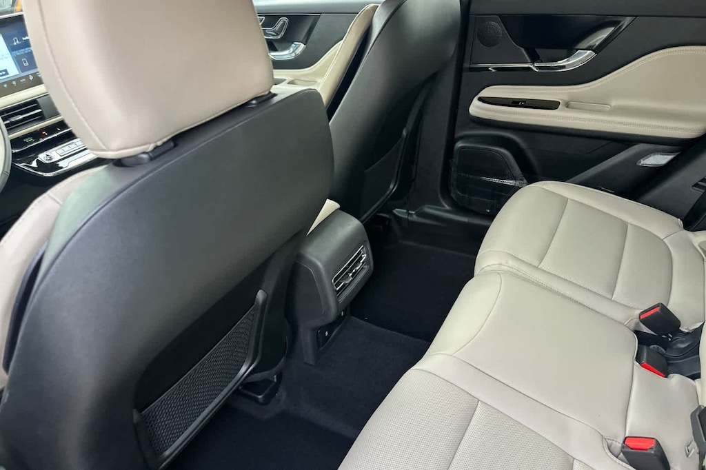 New 2025 Lincoln Corsair Premiere SUV