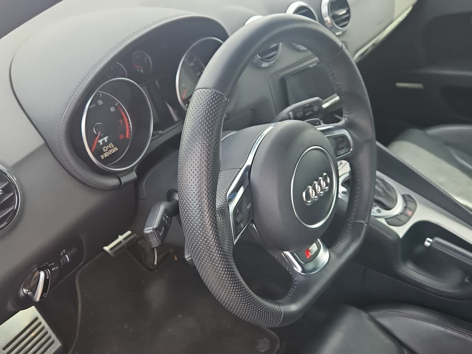 Thumbnail: 2014 Audi TT - 2