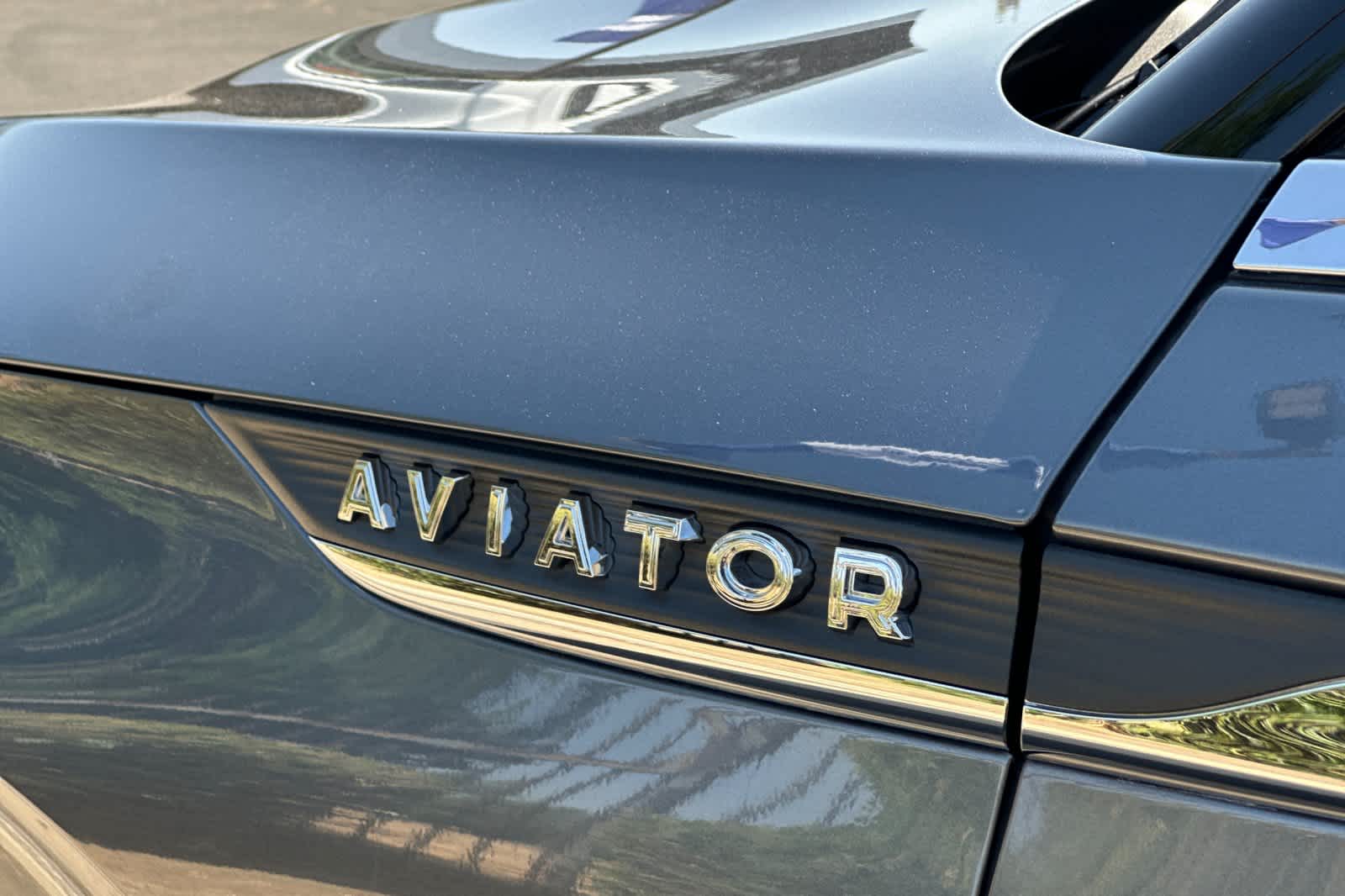 Thumbnail: 2022 Lincoln Aviator - 29