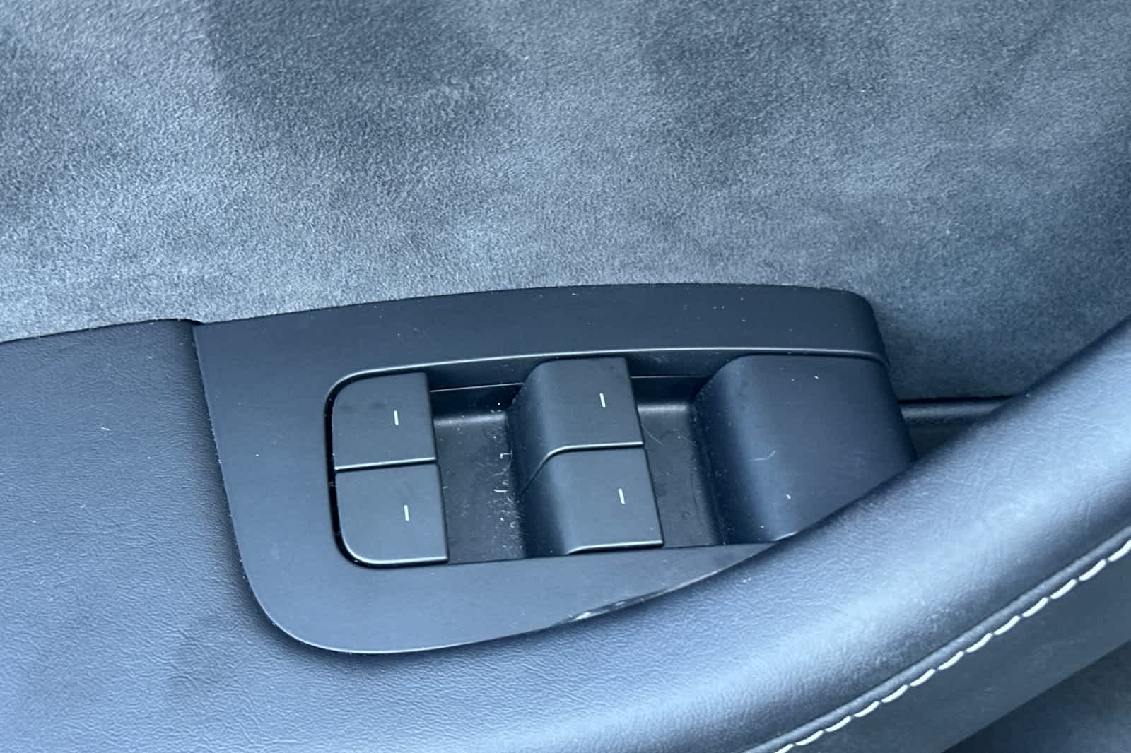 Thumbnail: 2022 Tesla Model 3 - 13