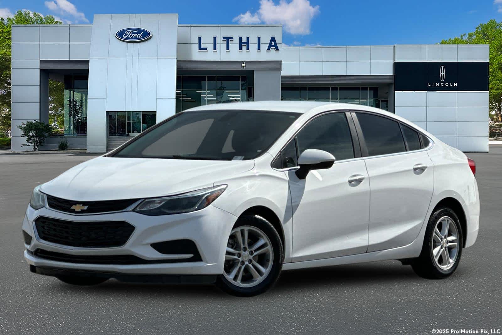 2017 Chevrolet Cruze LT -
                  Fresno, CA