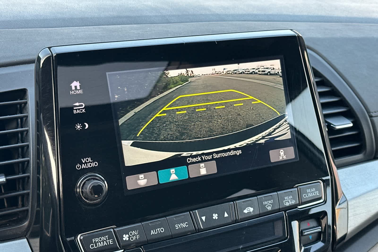 Thumbnail: 2019 Honda Odyssey - 20