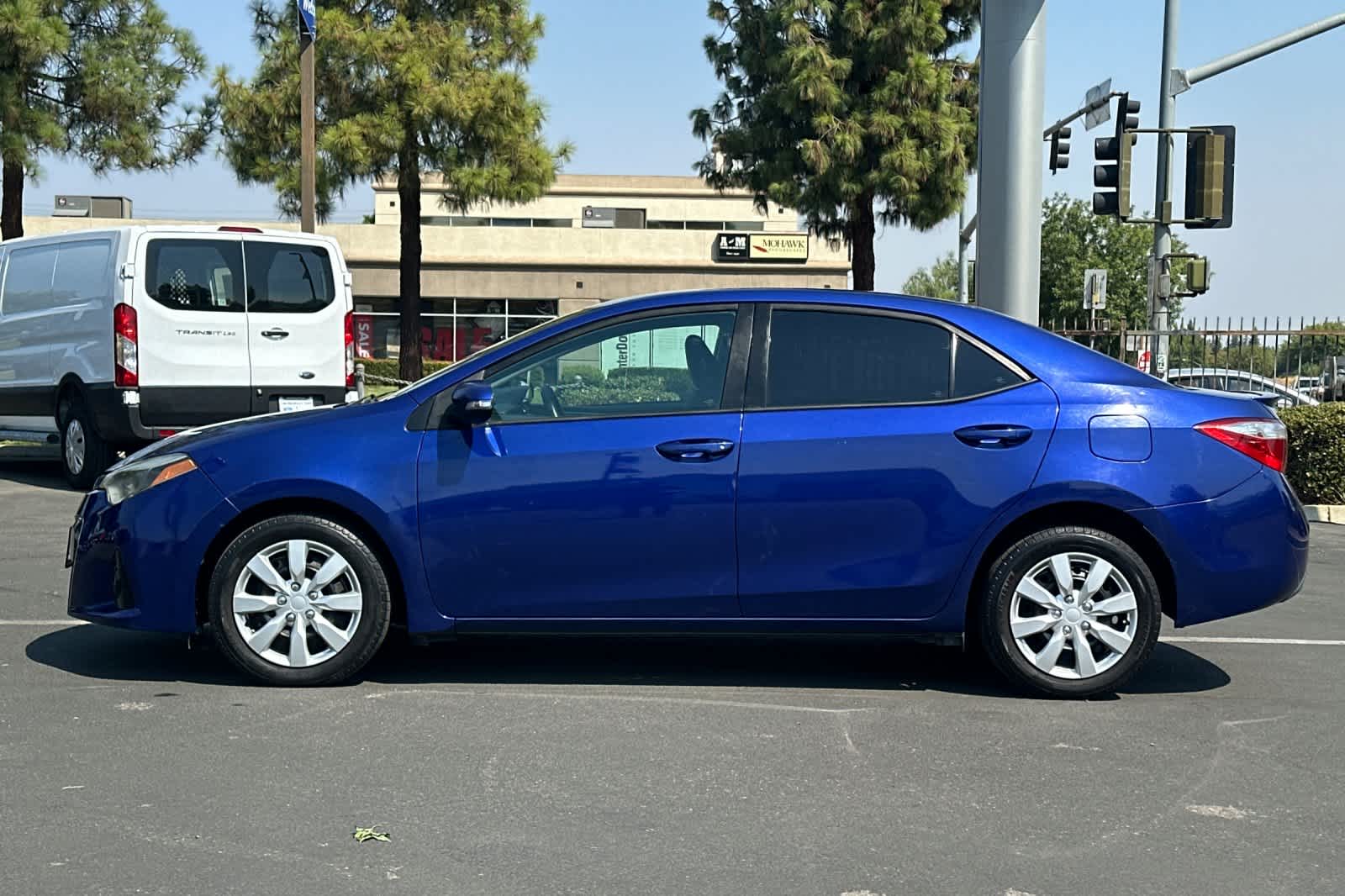 Thumbnail: 2015 Toyota Corolla - 5