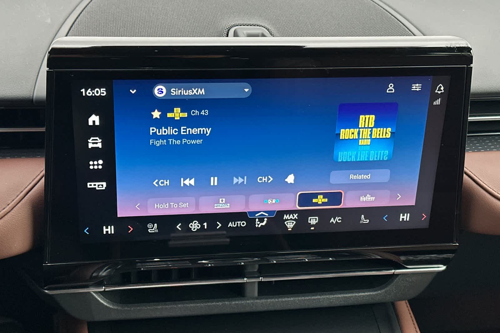 Thumbnail: 2026 Lincoln Nautilus - 19