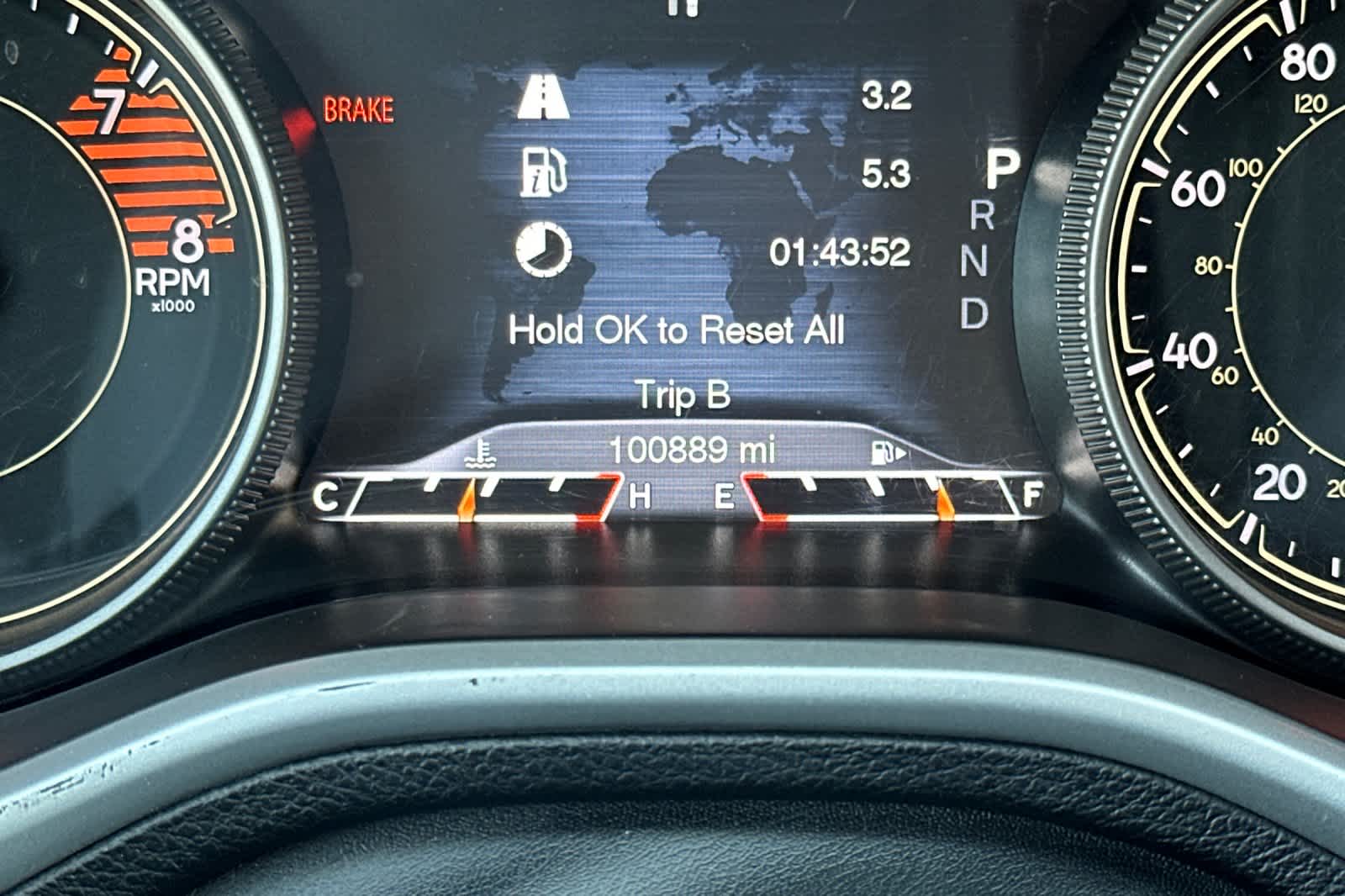 Thumbnail: 2018 Jeep Cherokee - 25