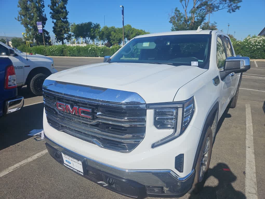 2024 GMC Sierra's photo