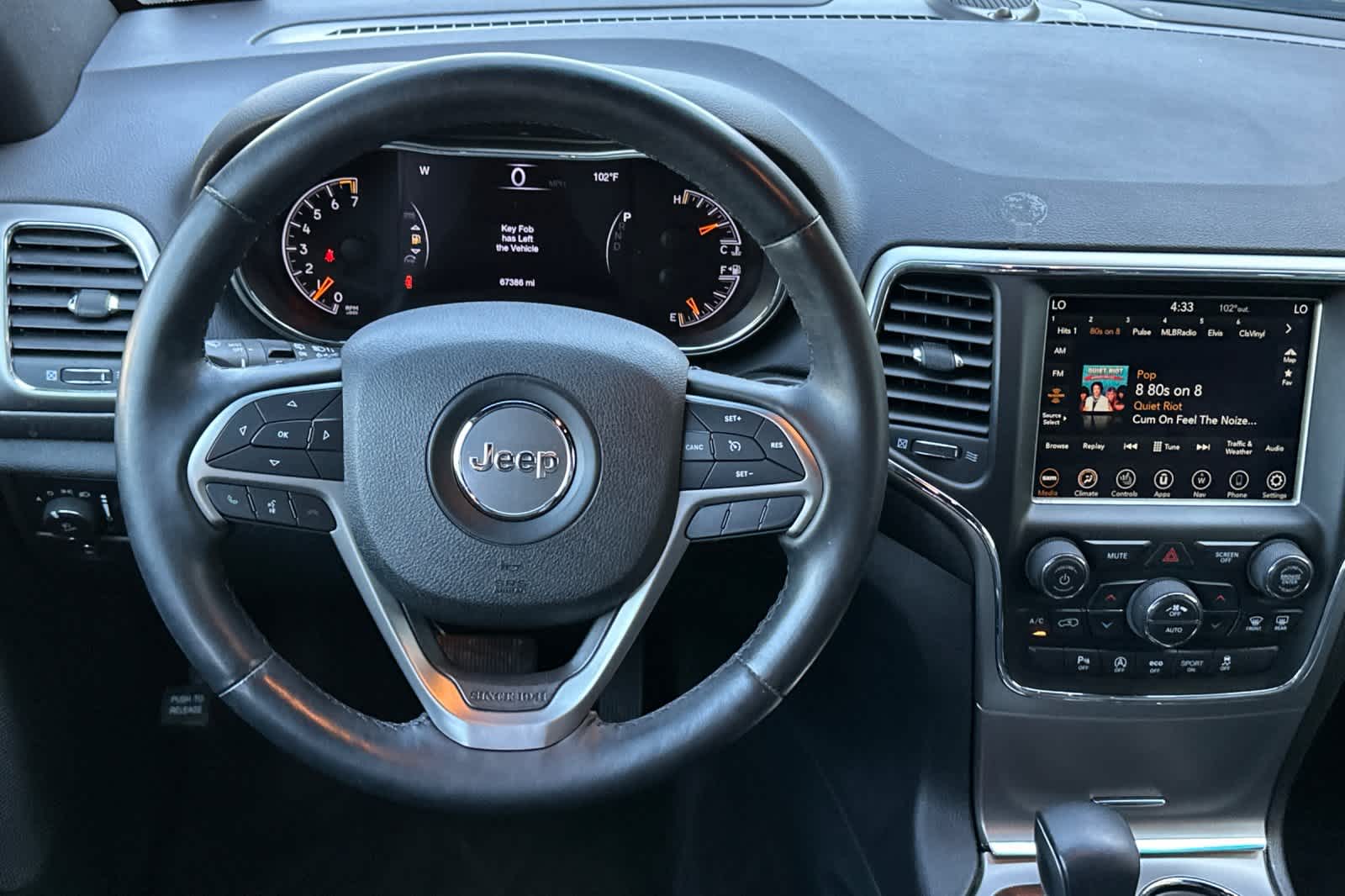Thumbnail: 2018 Jeep Grand Cherokee - 15