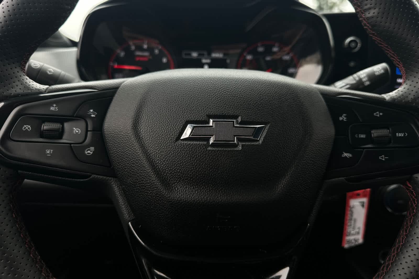 Thumbnail: 2025 Chevrolet Trax - 23