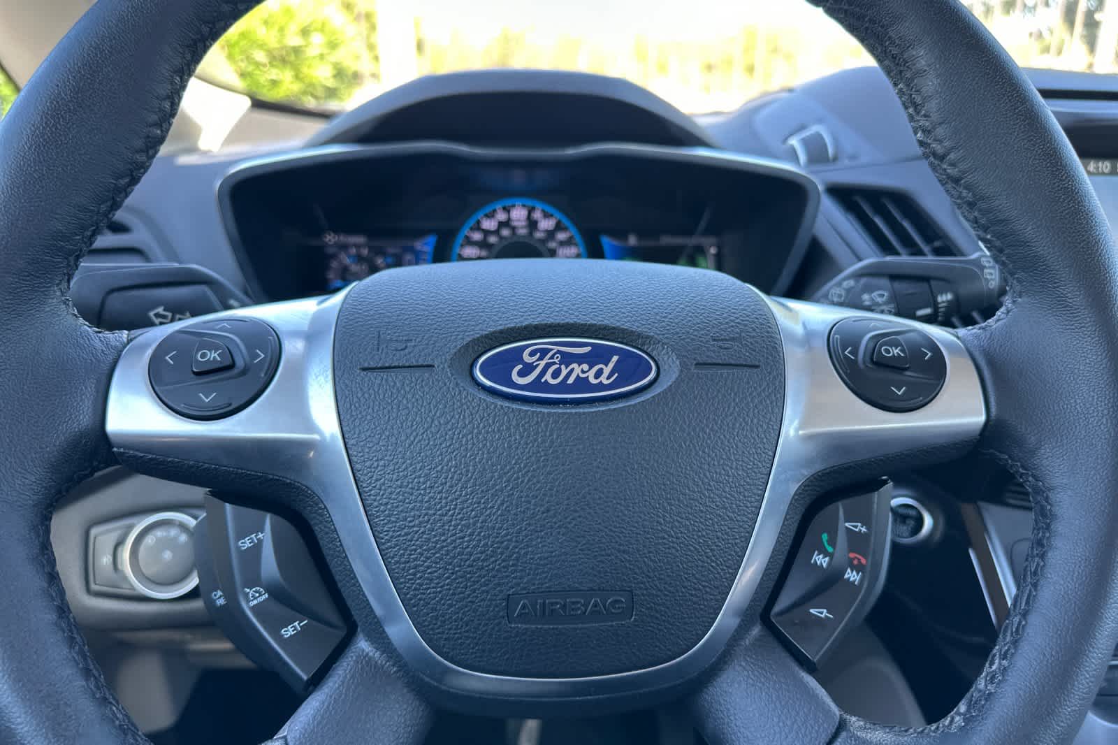 Thumbnail: 2017 Ford C-Max - 23